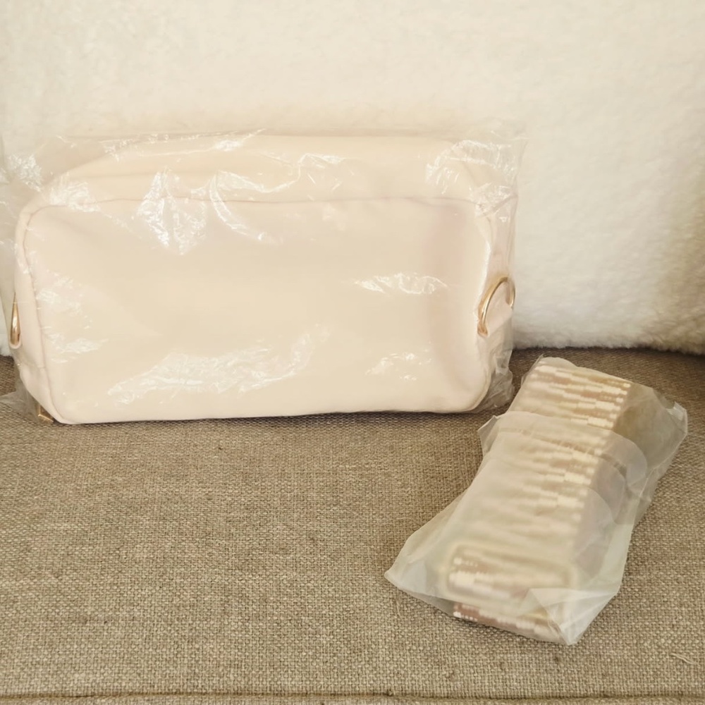Bloc bag  in ivory w/ white star & adjustable crossbody or shoulder  strap NEW - Picture 9 of 16